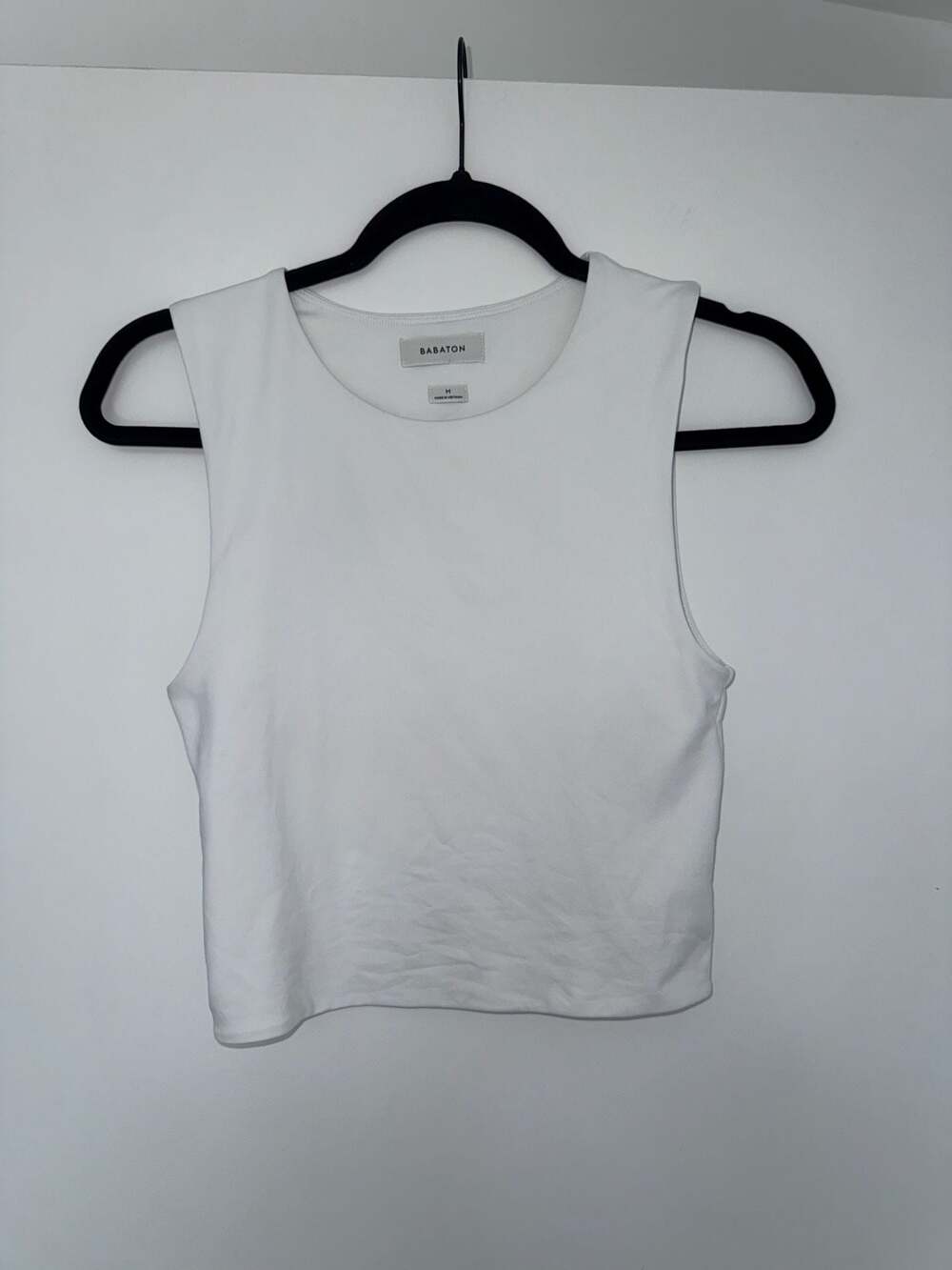Babaton White Sleeveless Crop Tank Top Size M